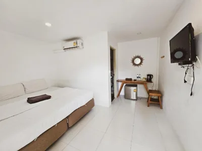 Superior Double Room — BB Hidden House
